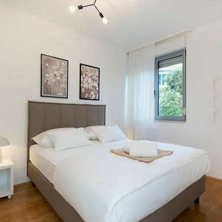 アパート Palm Tree Superior - Specially Designed Three-room - Location Right Next To The And The Center - Beautiful Terrace *