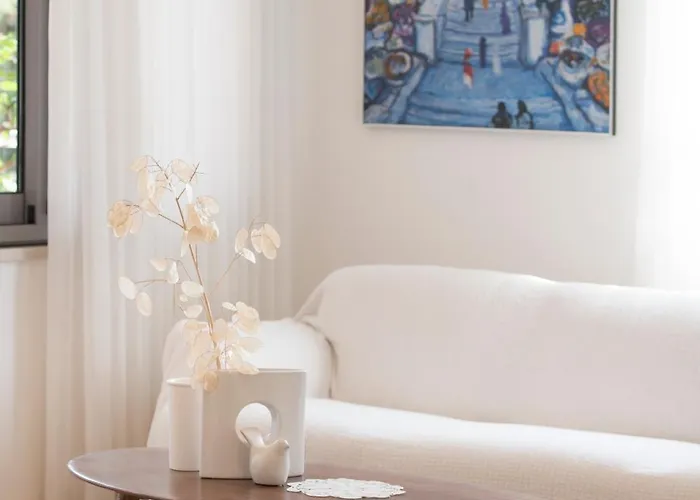 Palm Tree Superior - Specially Designed Three-room - Location Right Next To The And The Center - Beautiful Terrace Apartment *