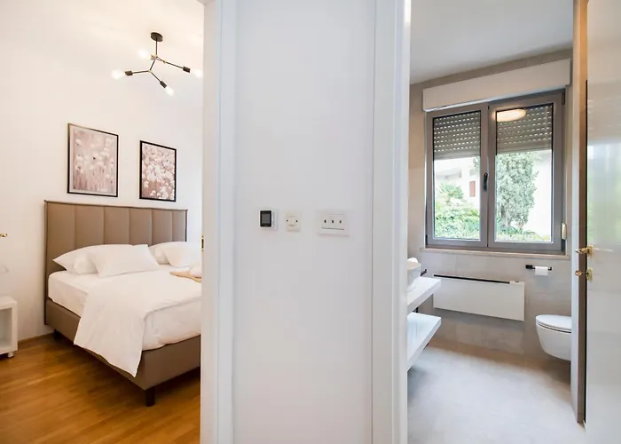 Apartment Palm Tree Superior - Specially Designed Three-room - Location Right Next To The And The Center - Beautiful Terrace