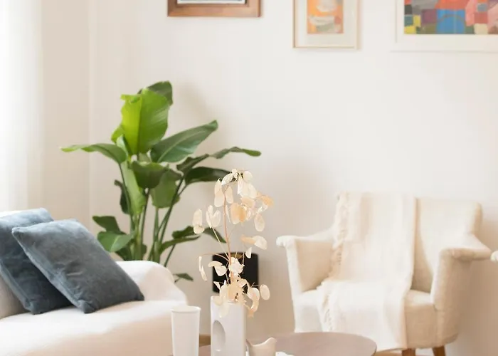 Palm Tree Superior - Specially Designed Three-room - Location Right Next To The And The Center - Beautiful Terrace Apartment *