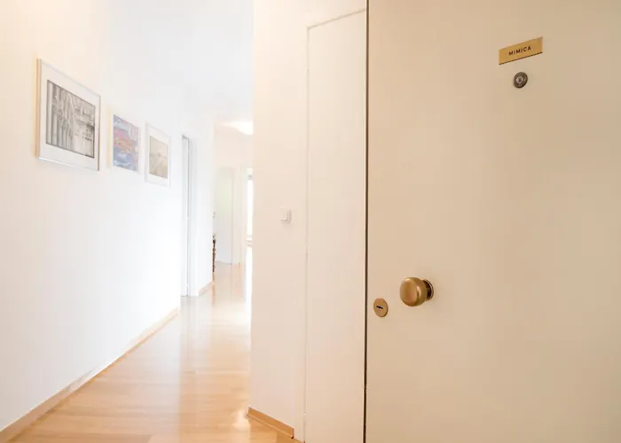 Palm Tree Superior - Specially Designed Three-room - Location Right Next To The And The Center - Beautiful Terrace Apartment Split