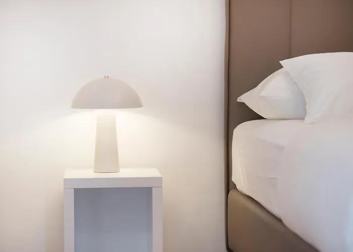 Palm Tree Superior - Specially Designed Three-room - Location Right Next To The And The Center - Beautiful Terrace