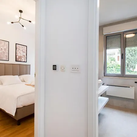 Apartamento Palm Tree Superior - Specially Designed Three-room - Location Right Next To The And The Center - Beautiful Terrace