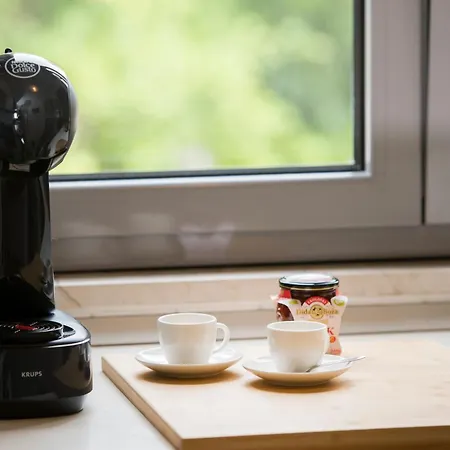 Apartman Palm Tree Superior - Specially Designed Three-room - Location Right Next To The And The Center - Beautiful Terrace